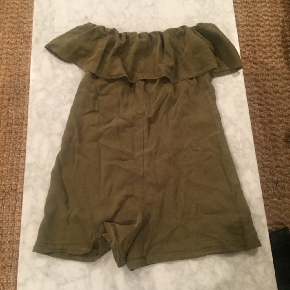 Zara Olive Off-Shoulder Ruffle Romper - Picture 3 of 3